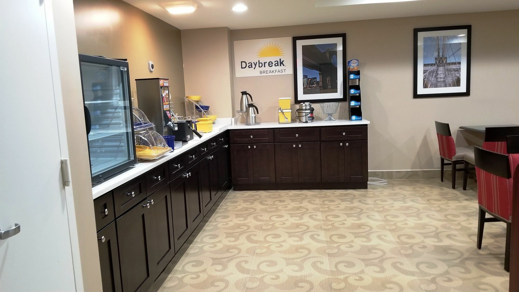 Days Inn By Wyndham Brooklyn Marine Park New York Buitenkant foto